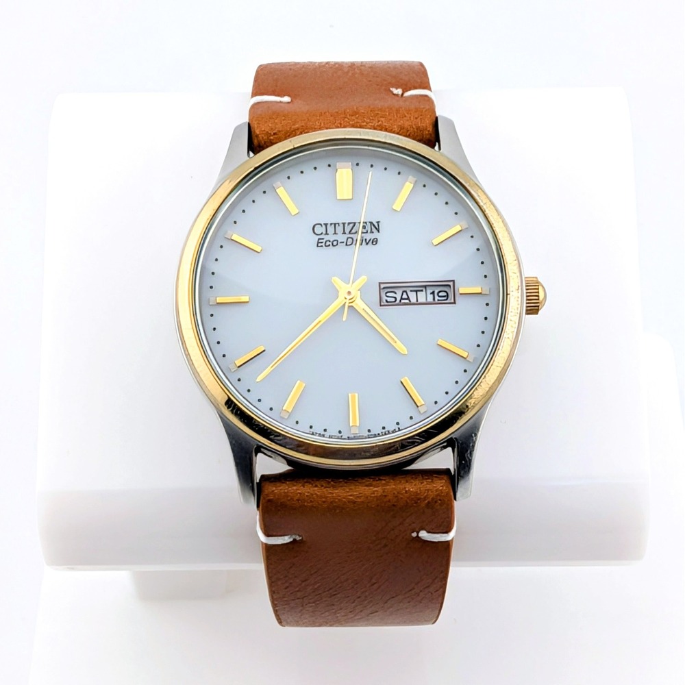 Citizen Eco-Drive E101-S088031 Two Tone Day Date Textured White Dial Watch 36mm
